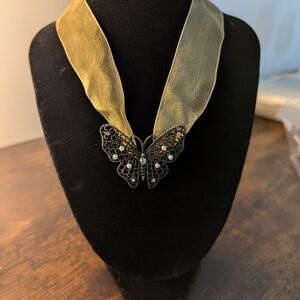 Vintage Style Ribbon Butterfly Choker